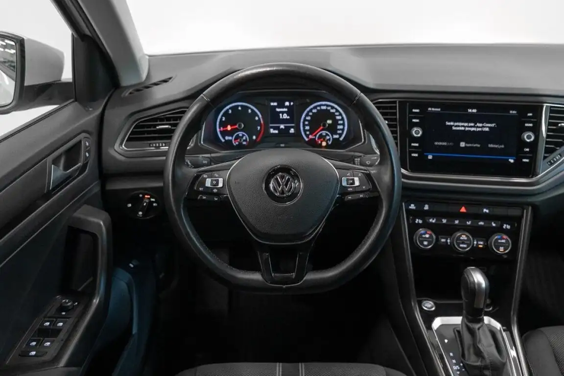 VOLKSWAGEN T-ROC