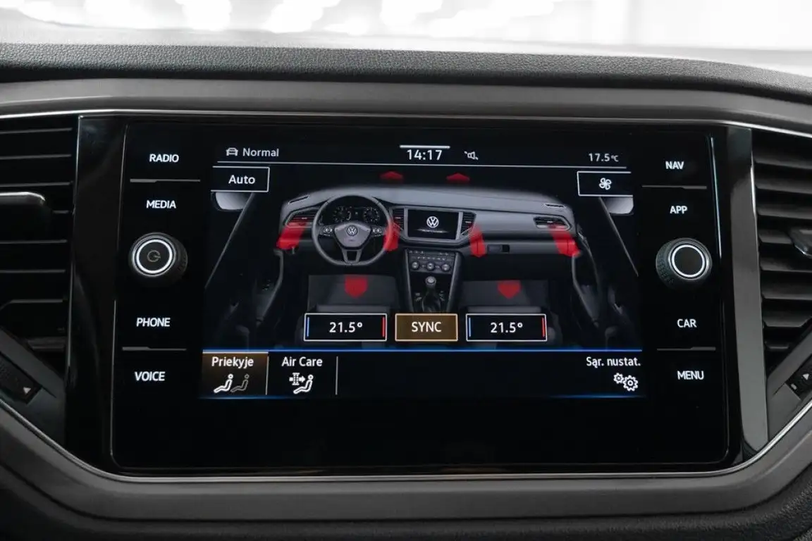 VOLKSWAGEN T-ROC