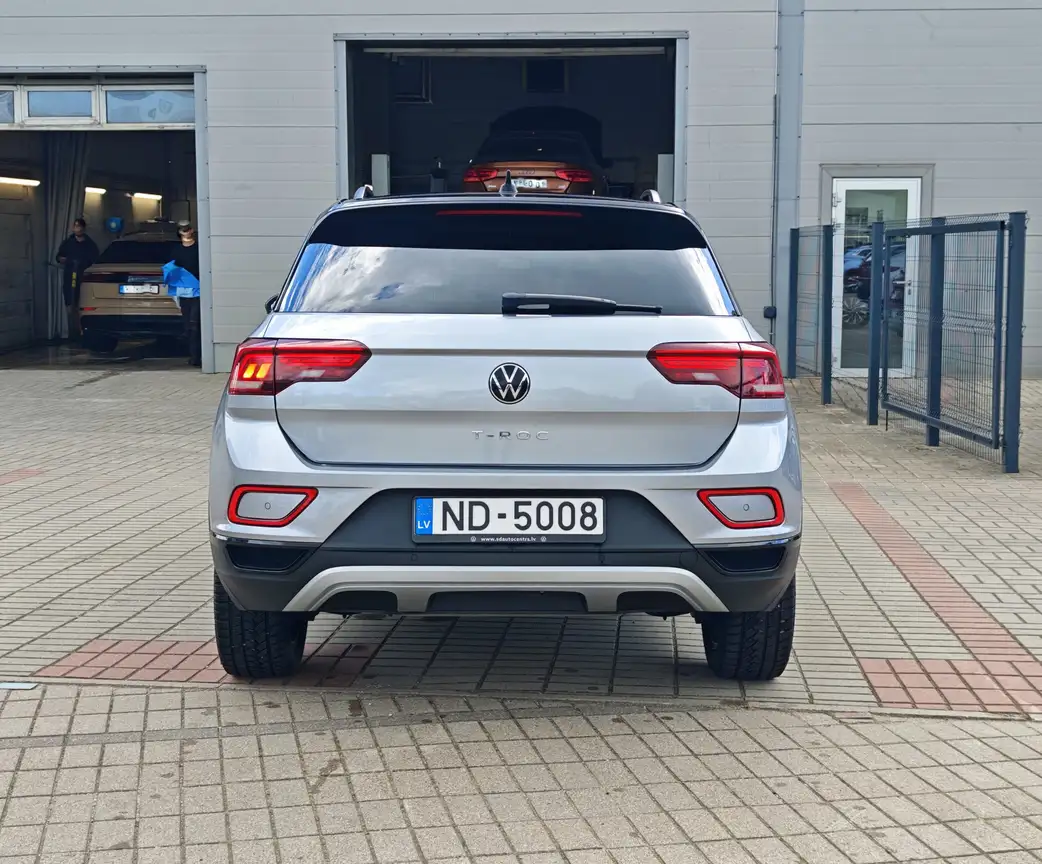 VOLKSWAGEN T-ROC