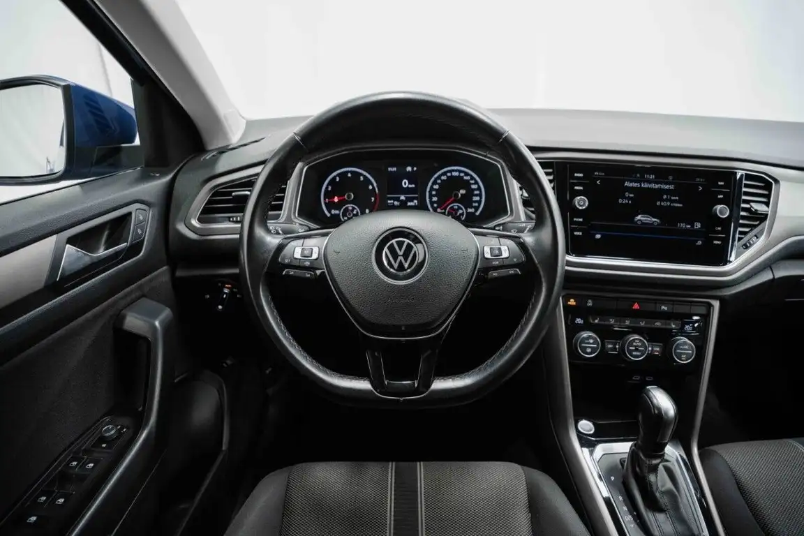 VOLKSWAGEN T-ROC