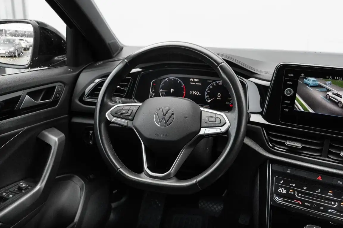 VOLKSWAGEN T-ROC