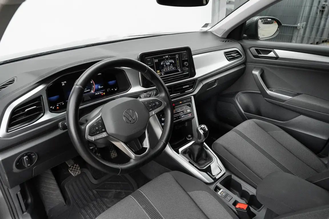 VOLKSWAGEN T-ROC