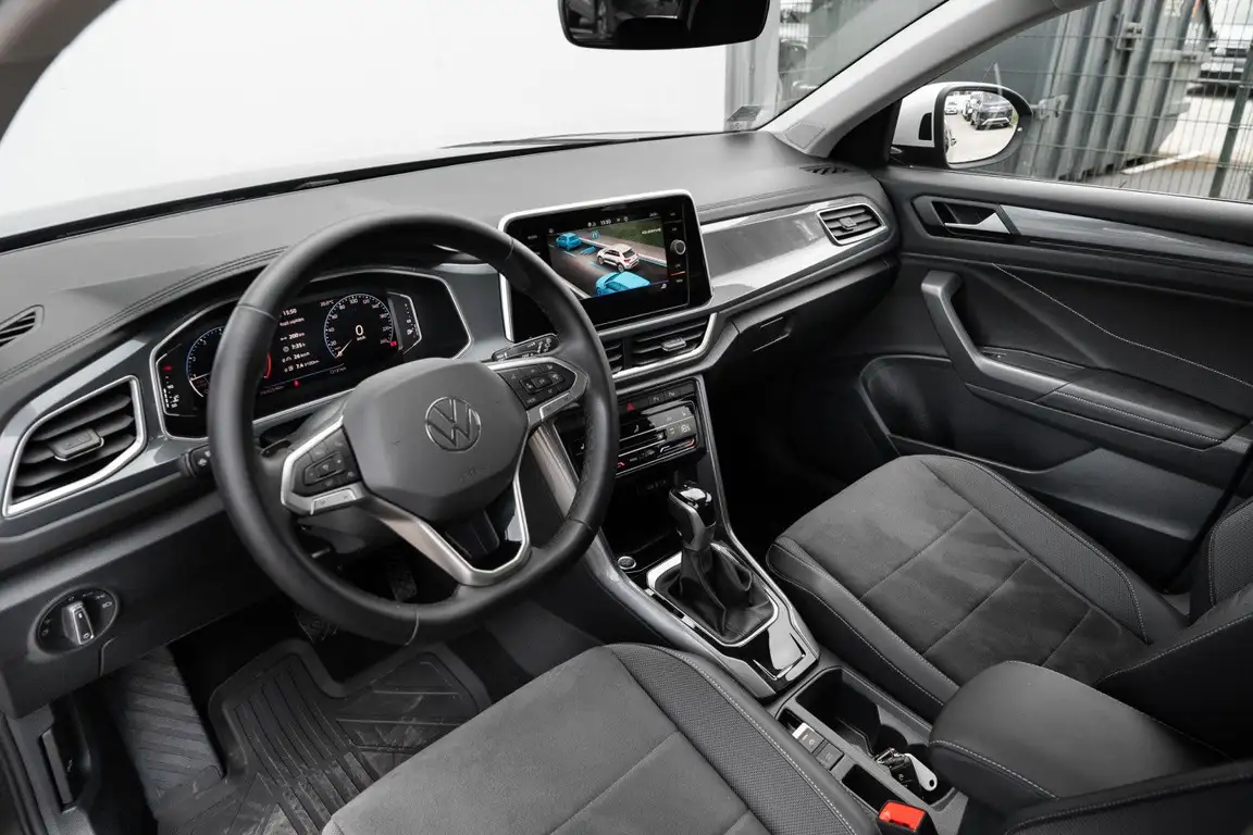 VOLKSWAGEN T-ROC