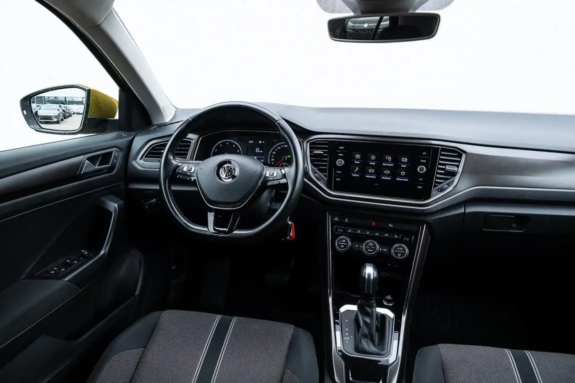 VOLKSWAGEN T-ROC
