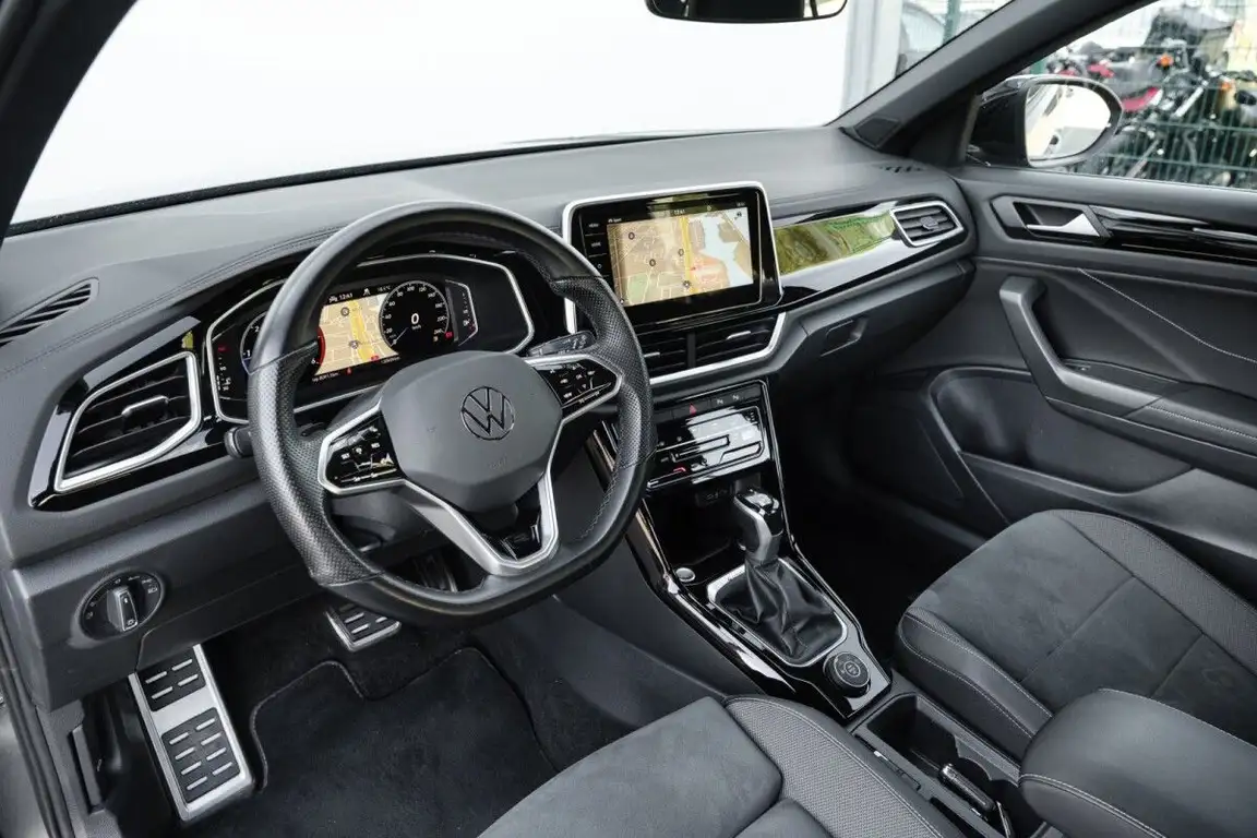 VOLKSWAGEN T-ROC