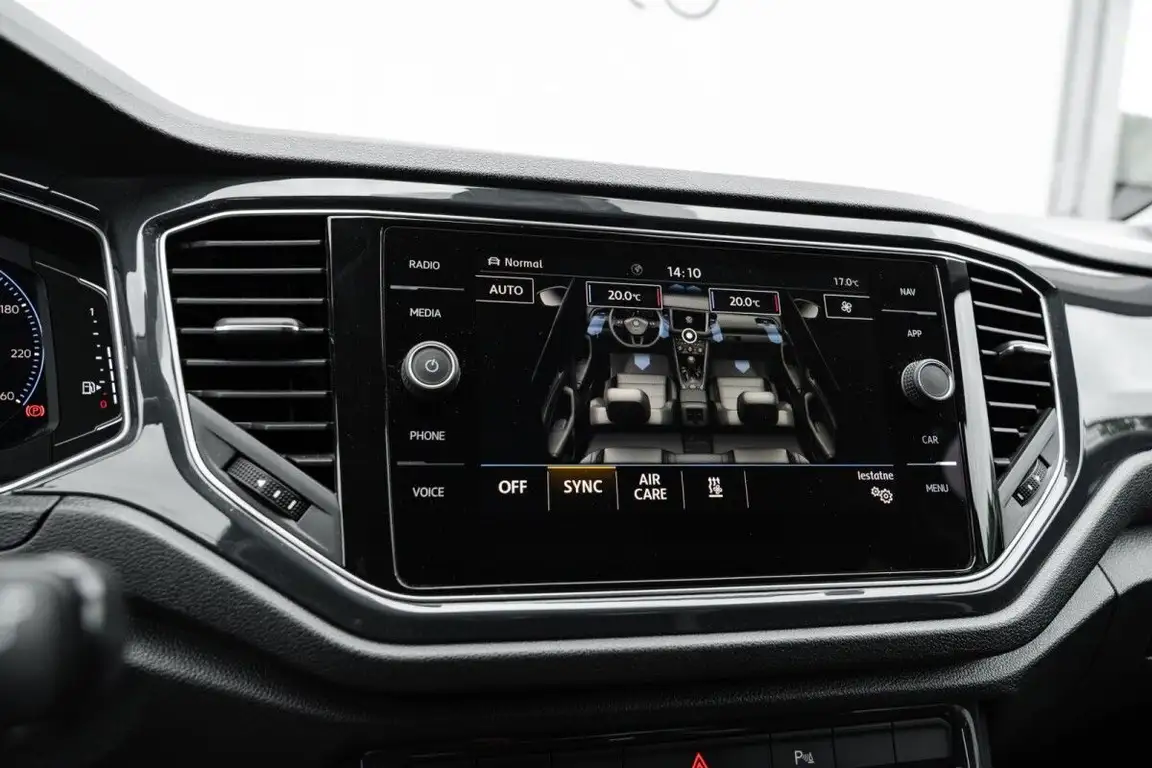 VOLKSWAGEN T-ROC