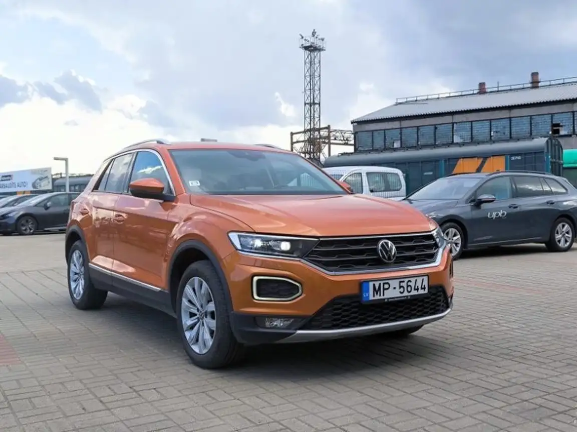 VOLKSWAGEN T-ROC