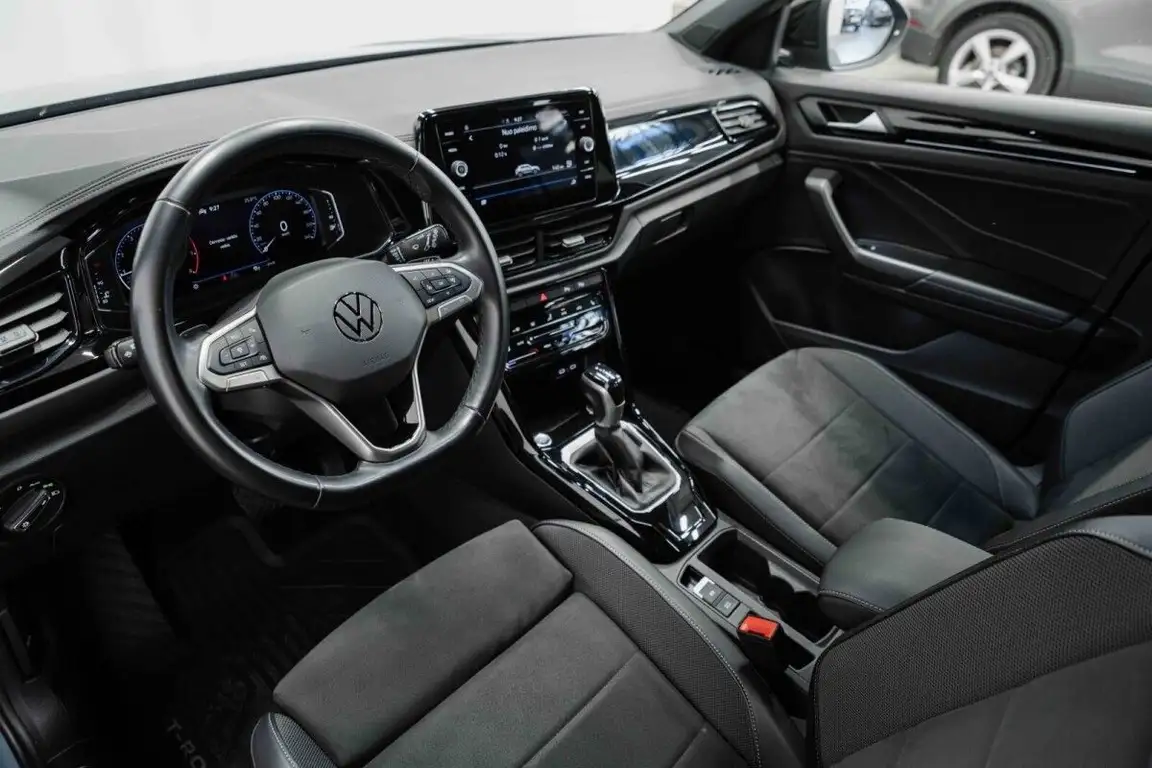 VOLKSWAGEN T-ROC