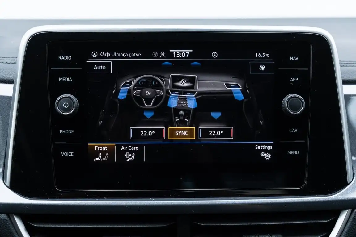VOLKSWAGEN T-ROC