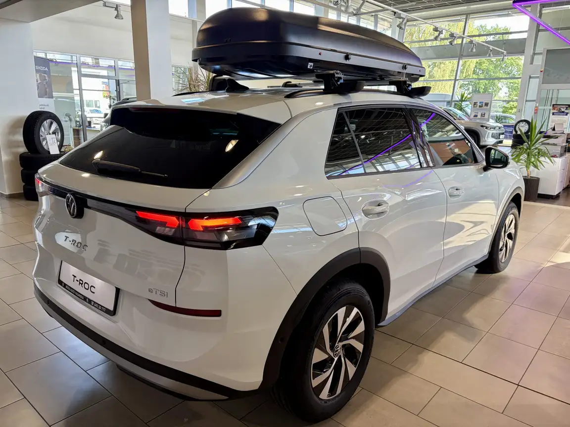 VOLKSWAGEN T-ROC