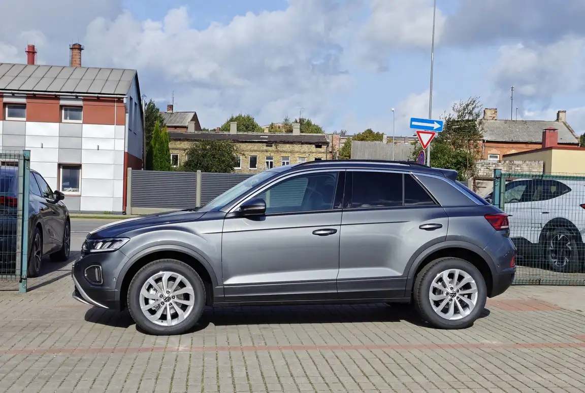 VOLKSWAGEN T-ROC