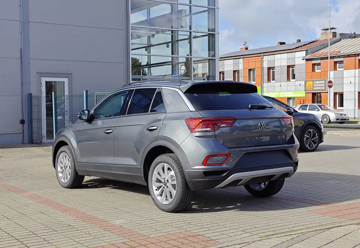 VOLKSWAGEN T-ROC