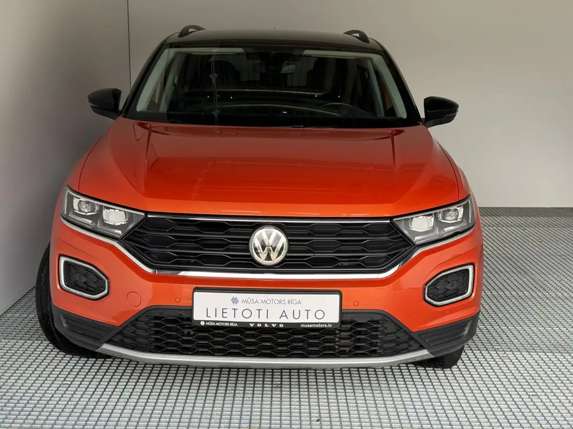 VOLKSWAGEN T-ROC