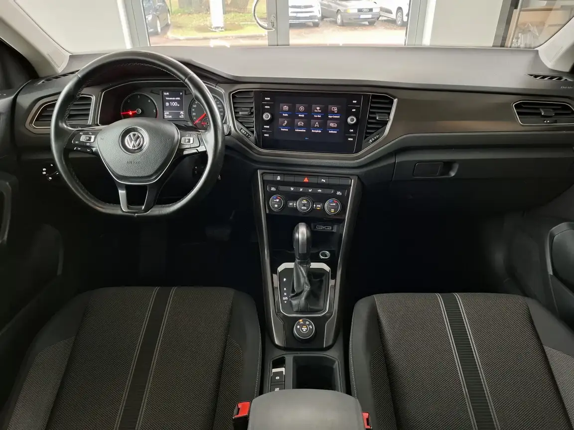 VOLKSWAGEN T-ROC