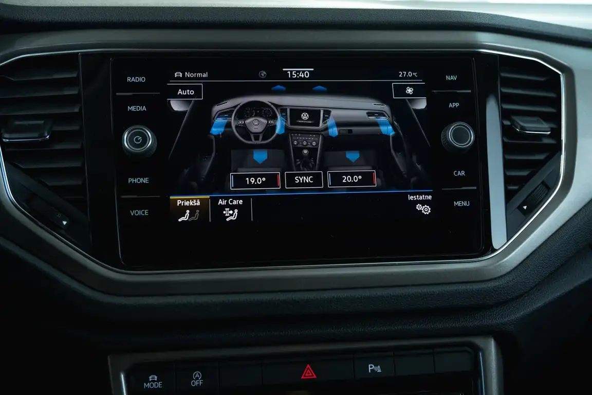 VOLKSWAGEN T-ROC