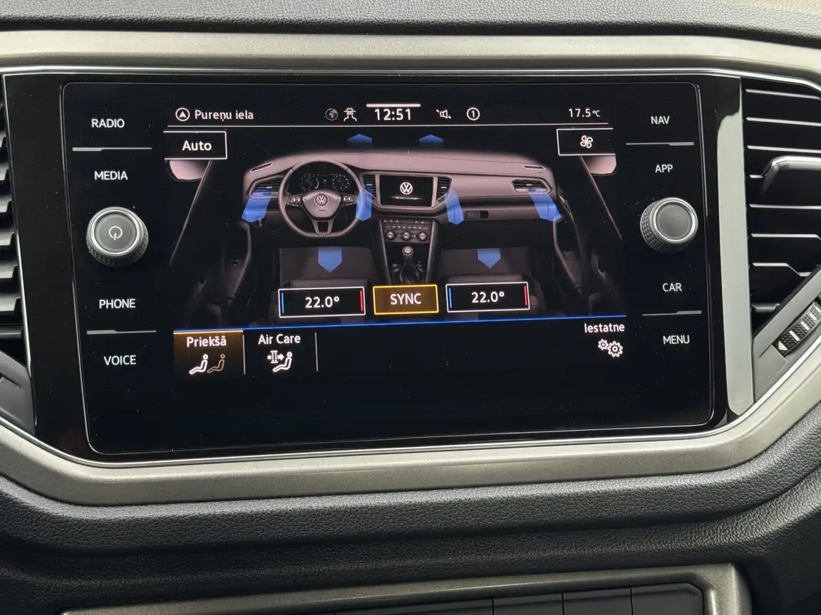 VOLKSWAGEN T-ROC