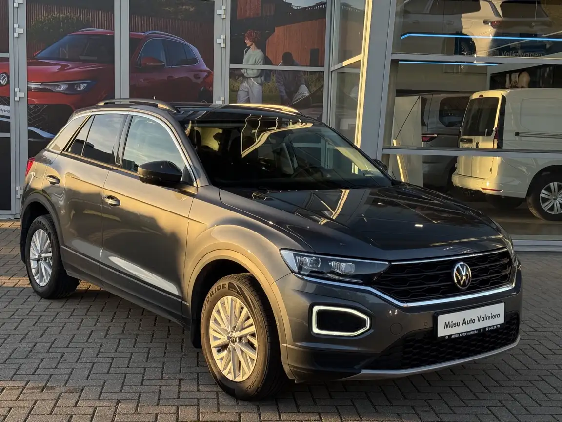 VOLKSWAGEN T-ROC