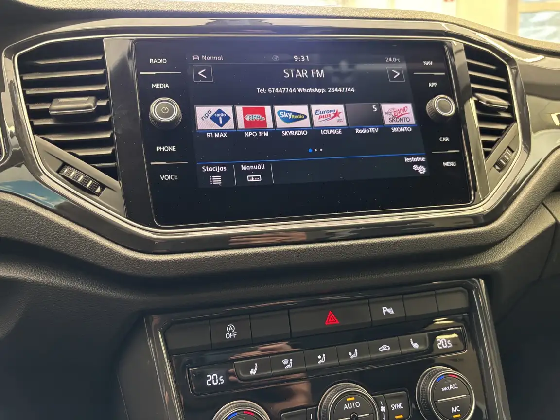 VOLKSWAGEN T-ROC