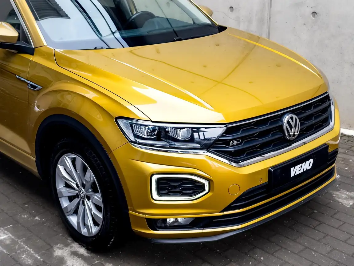 VOLKSWAGEN T-ROC