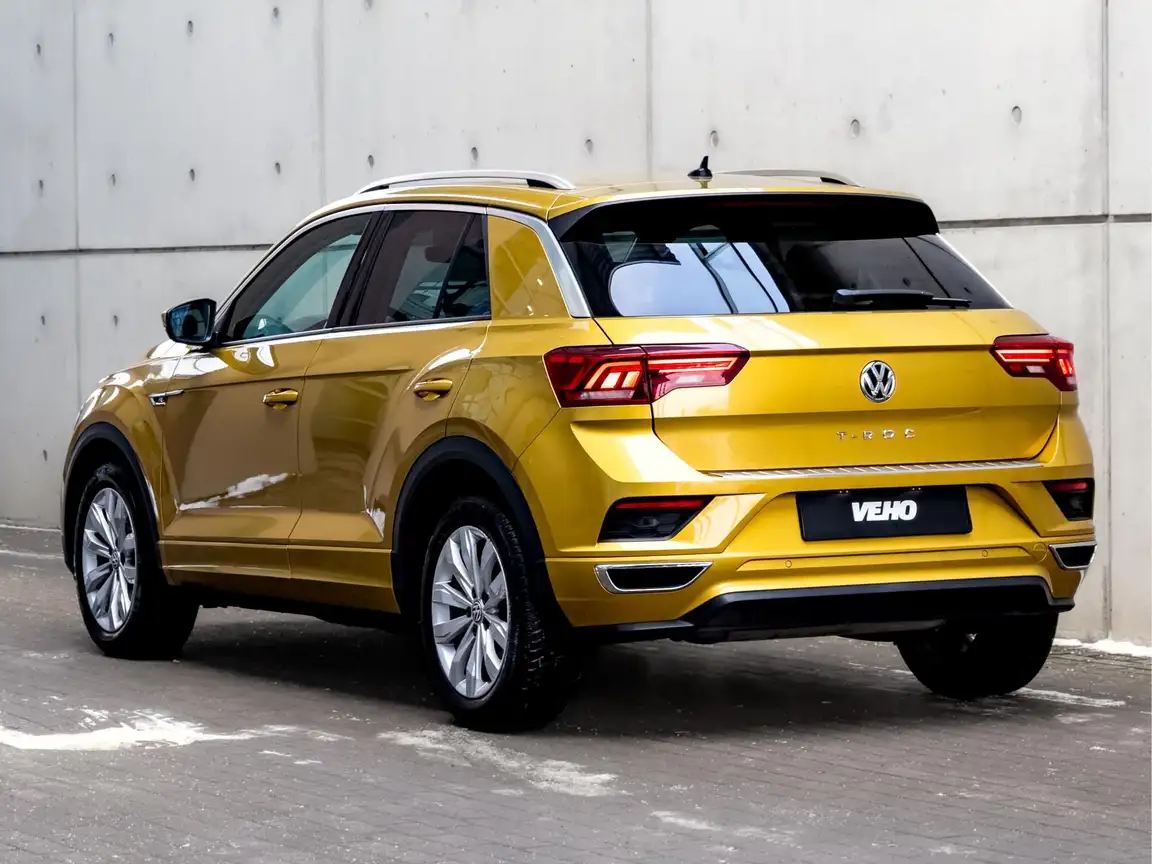 VOLKSWAGEN T-ROC