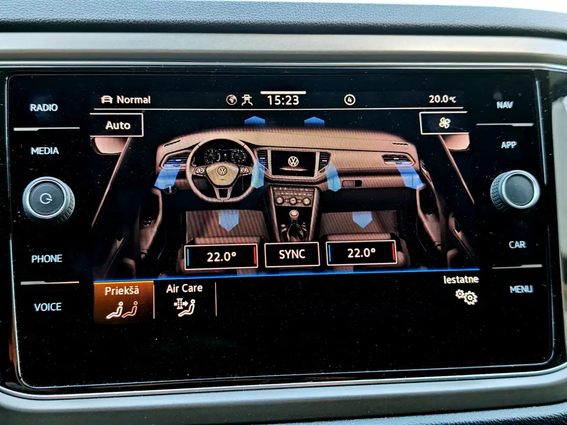 VOLKSWAGEN T-ROC