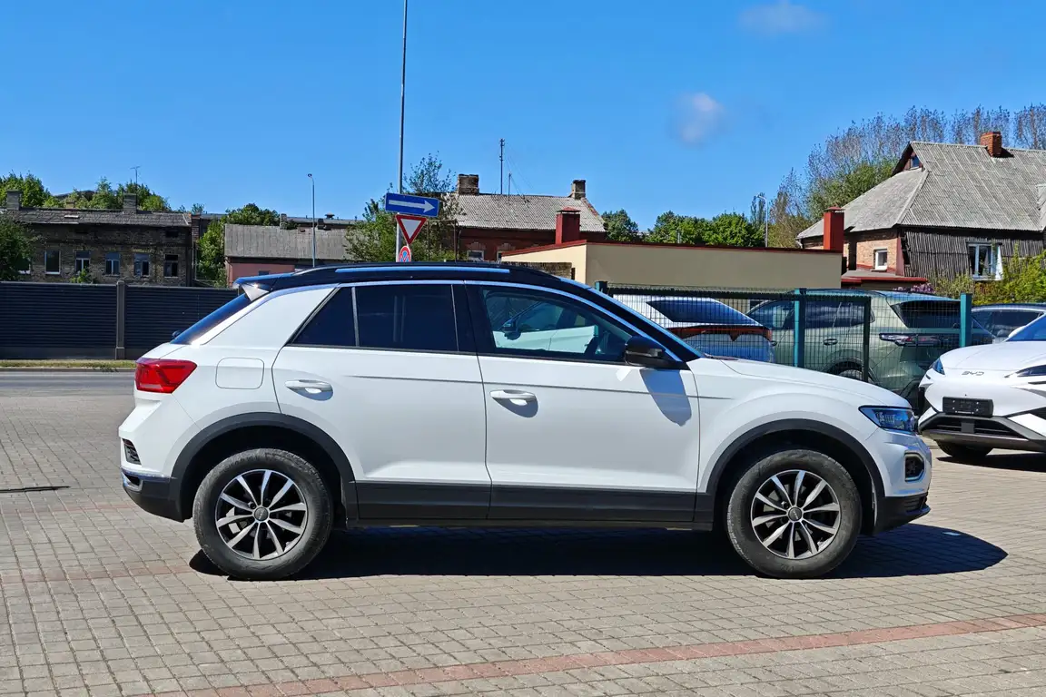 VOLKSWAGEN T-ROC