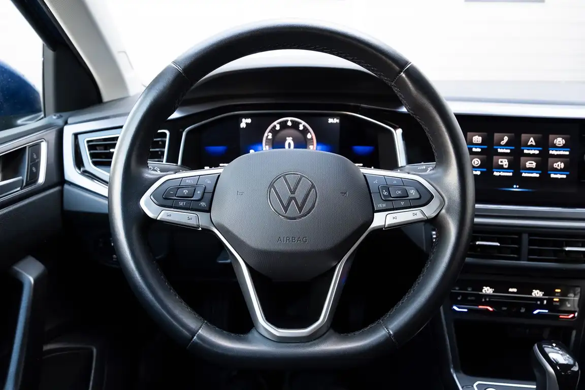 VOLKSWAGEN TAIGO