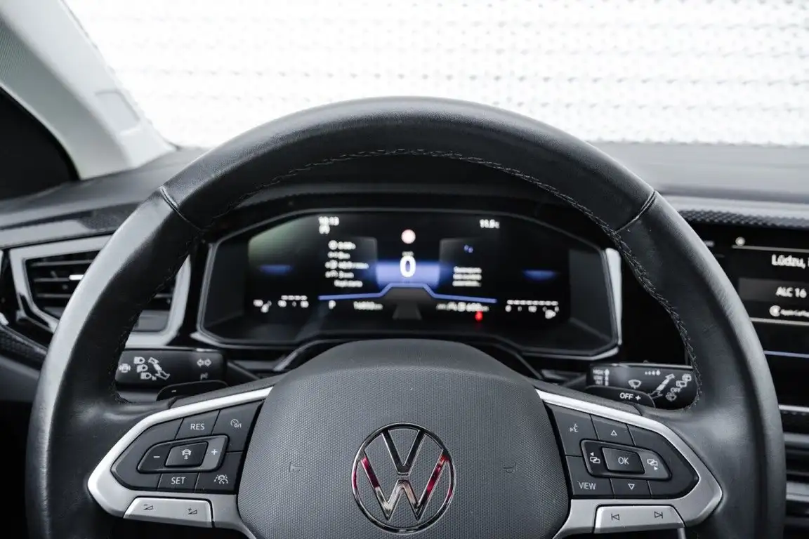 VOLKSWAGEN TAIGO