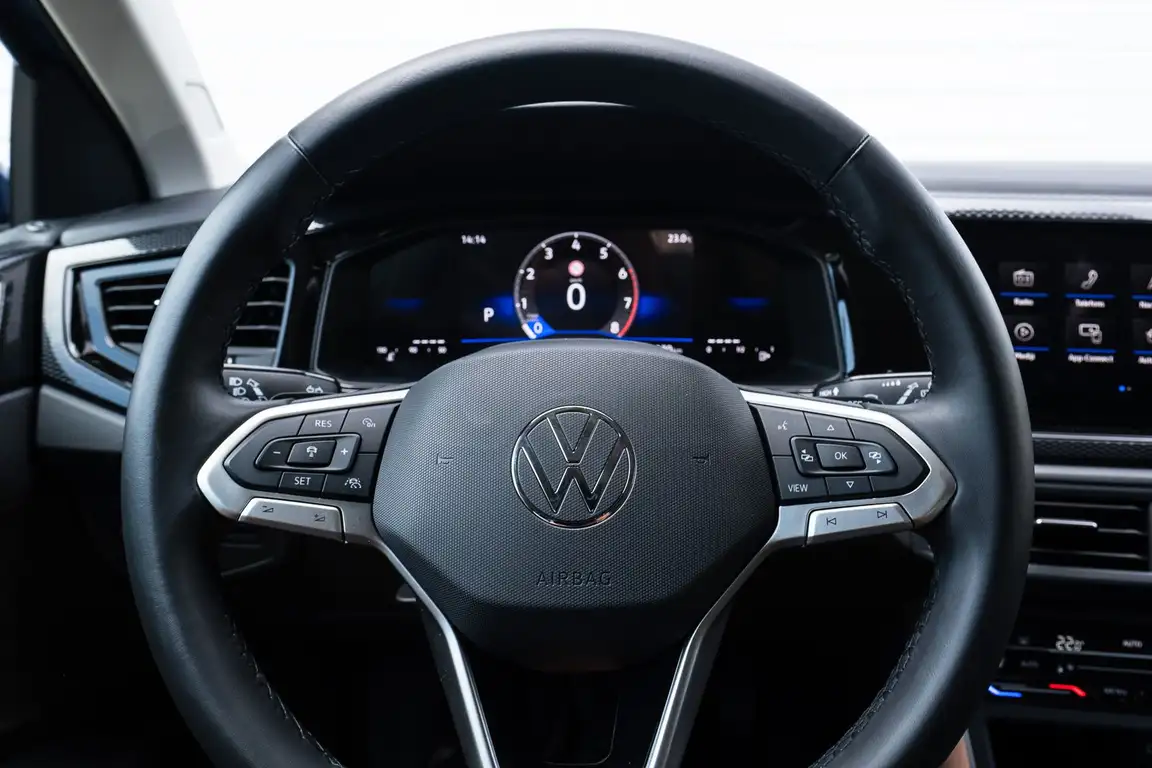 VOLKSWAGEN TAIGO