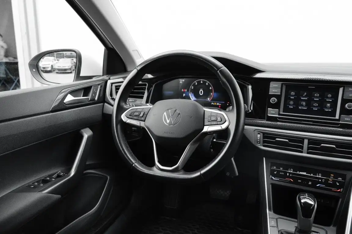 VOLKSWAGEN TAIGO