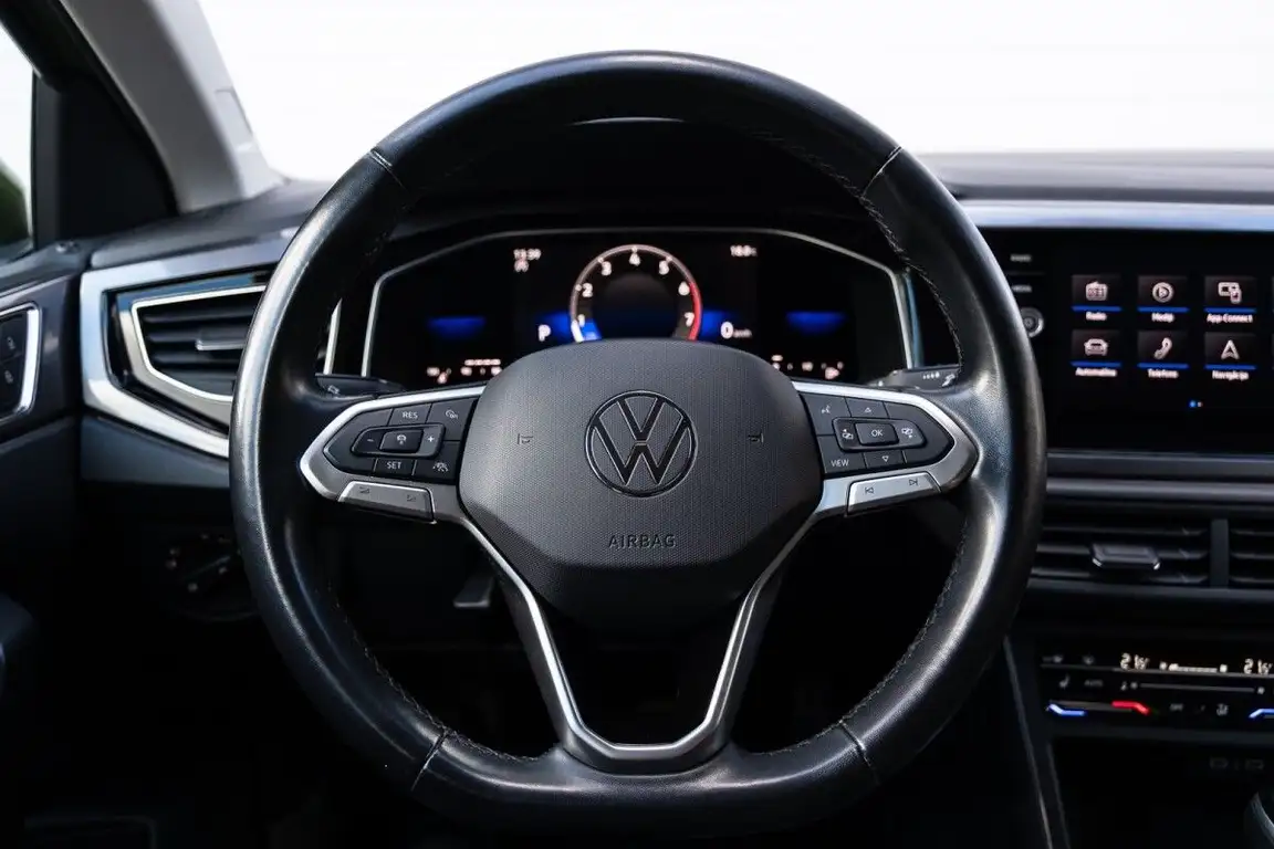 VOLKSWAGEN TAIGO