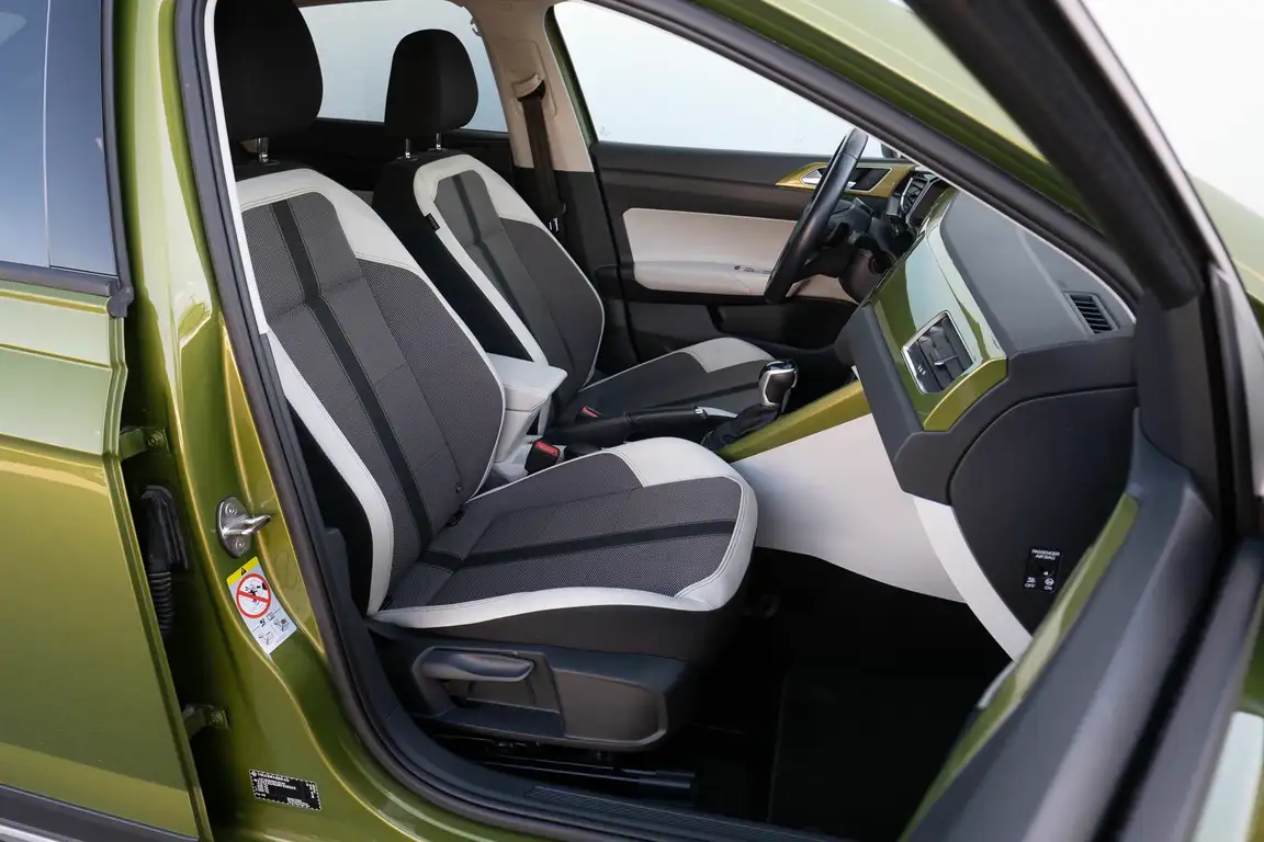 VOLKSWAGEN TAIGO