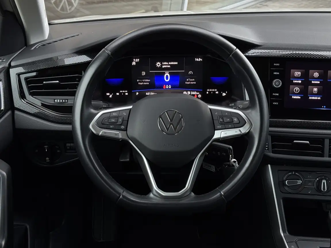 VOLKSWAGEN TAIGO