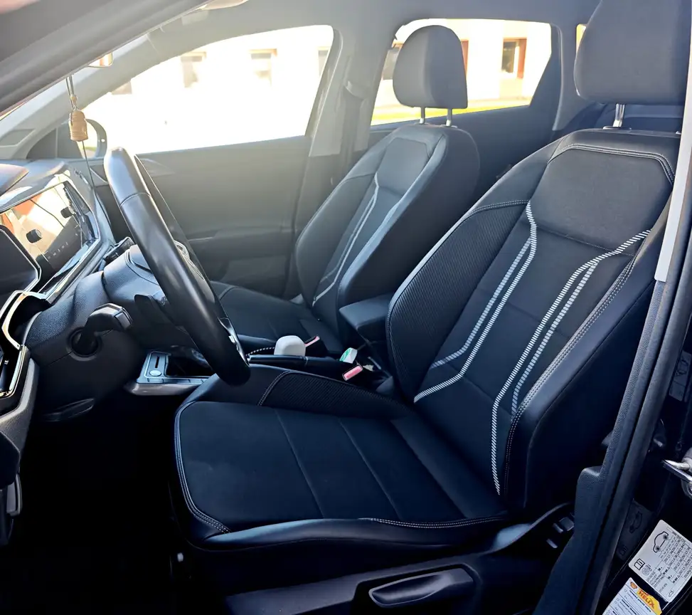 VOLKSWAGEN TAIGO