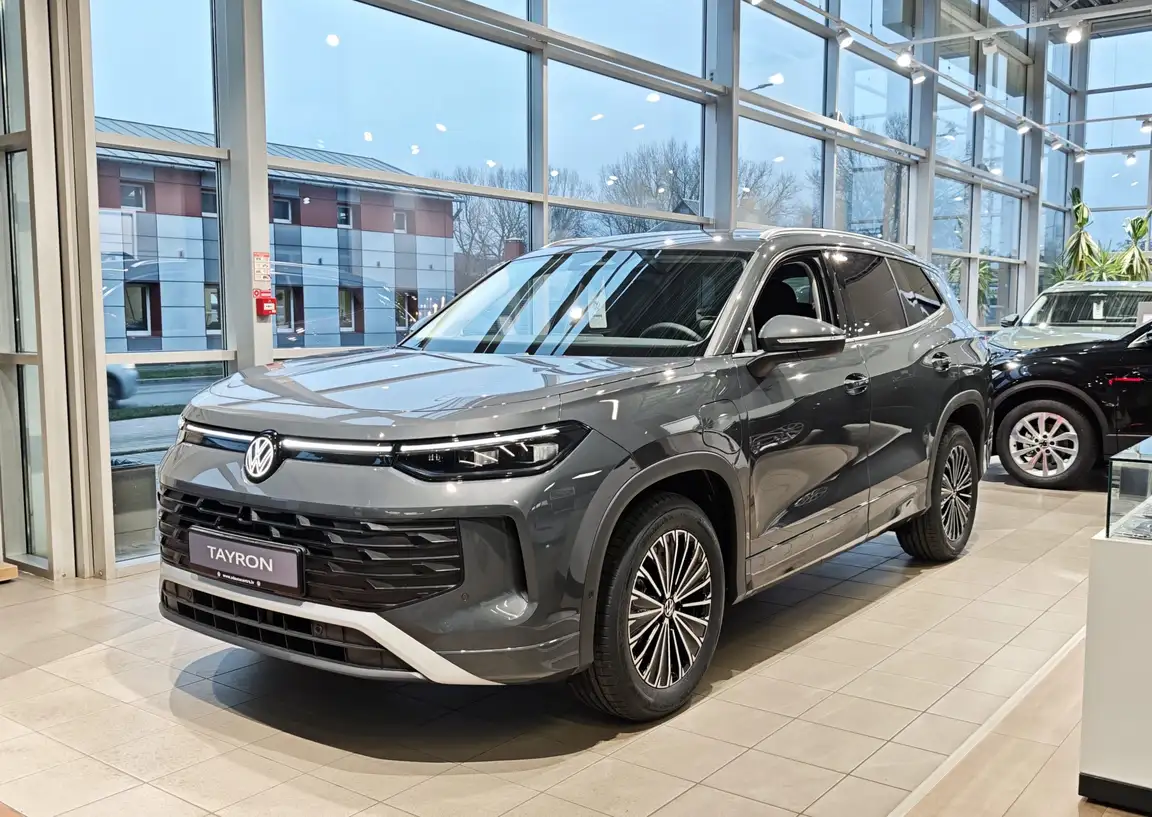 VOLKSWAGEN TAYRON