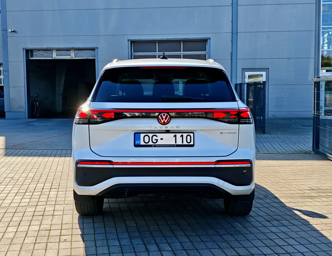 VOLKSWAGEN TAYRON