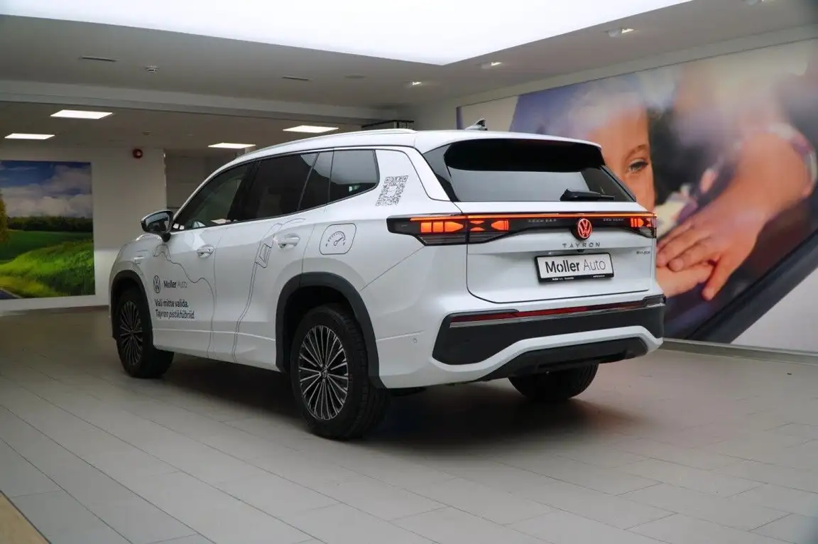VOLKSWAGEN TAYRON