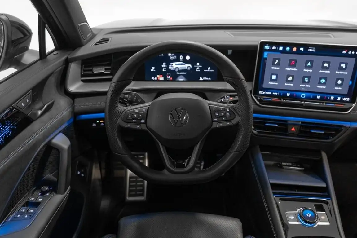 VOLKSWAGEN TAYRON