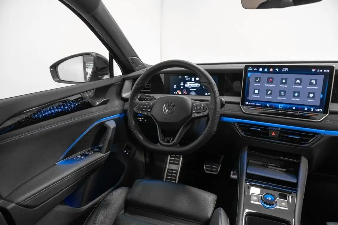 VOLKSWAGEN TAYRON