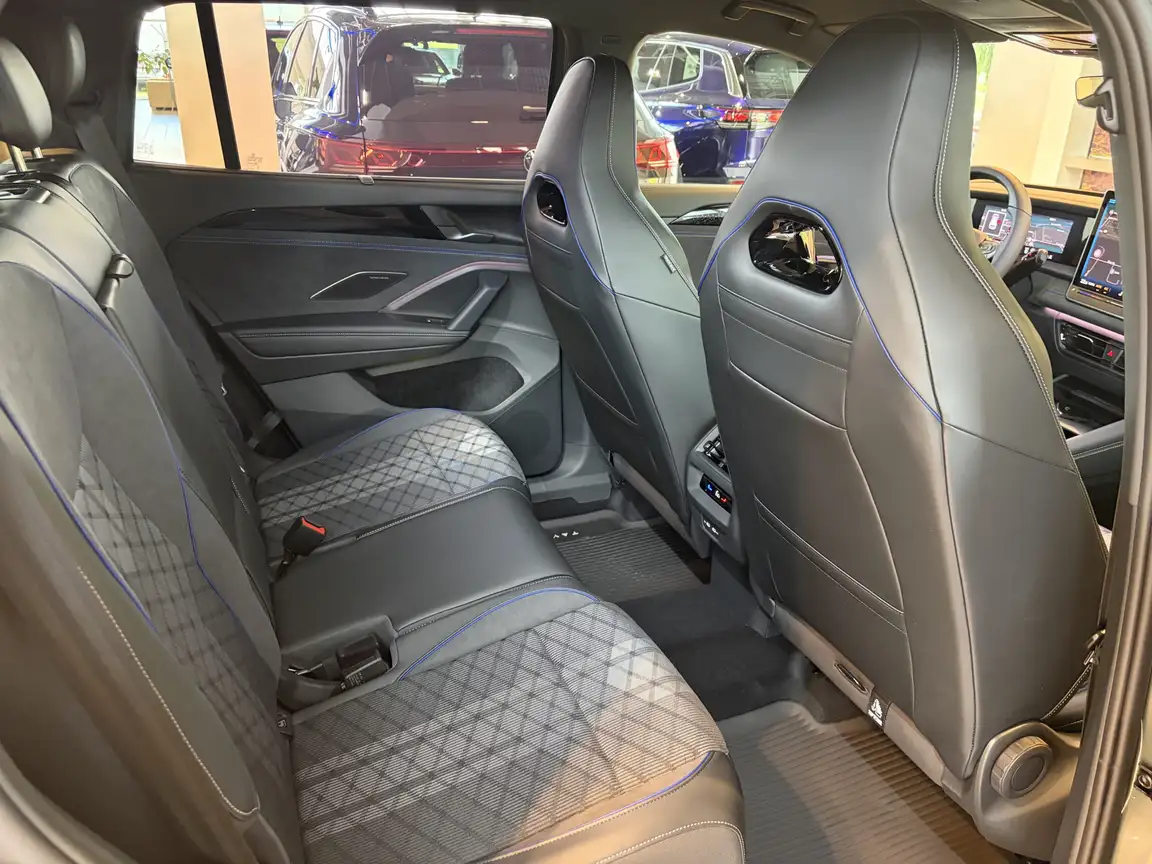 VOLKSWAGEN TAYRON