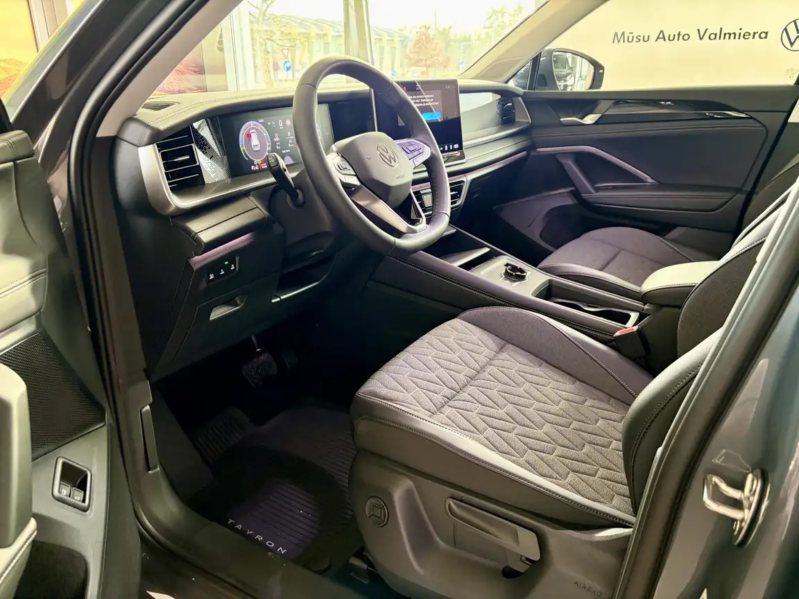 VOLKSWAGEN TAYRON