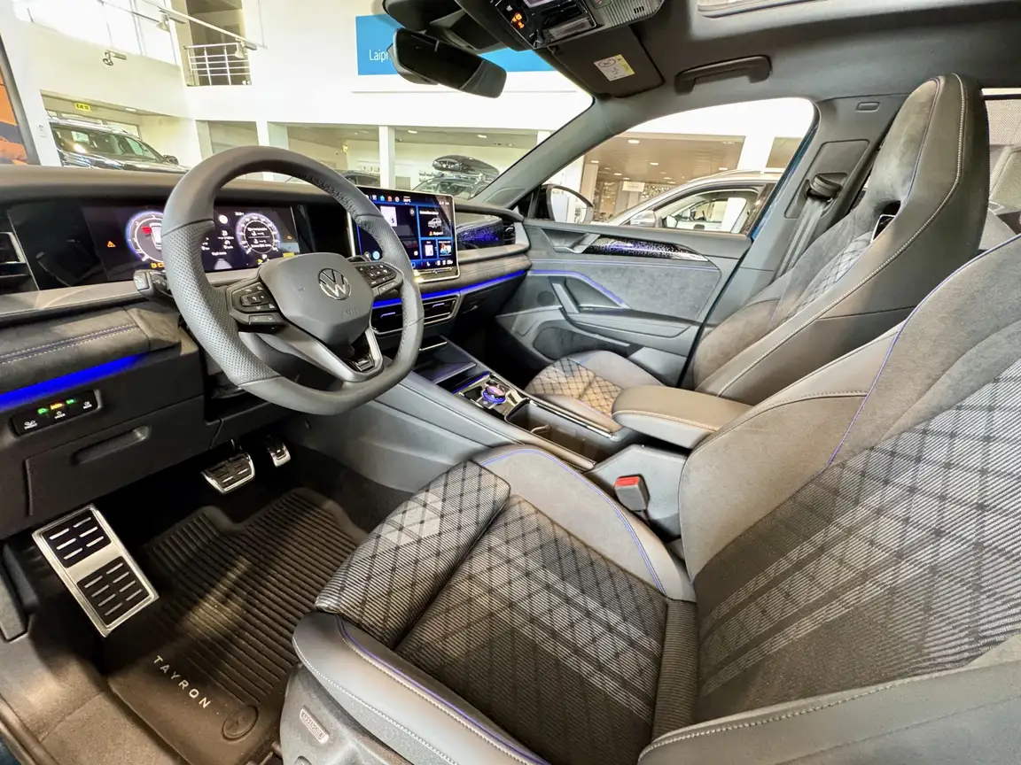 VOLKSWAGEN TAYRON