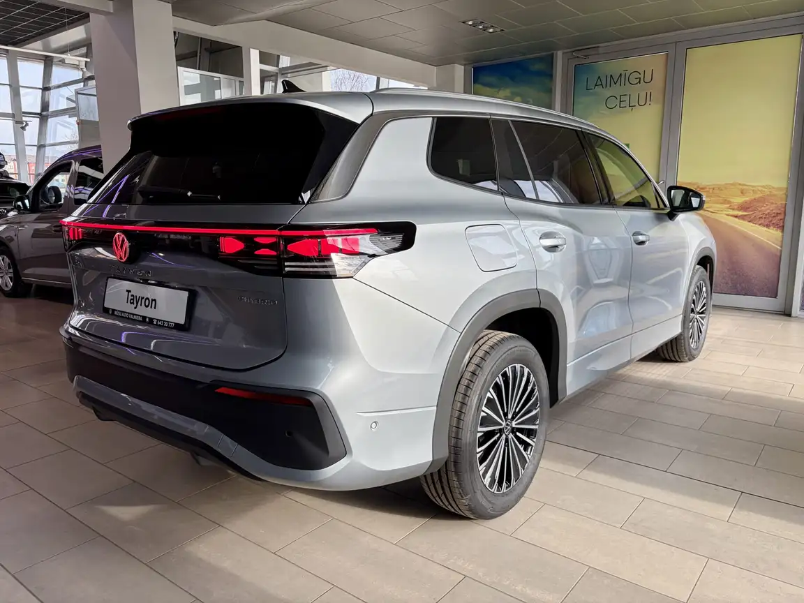 VOLKSWAGEN TAYRON