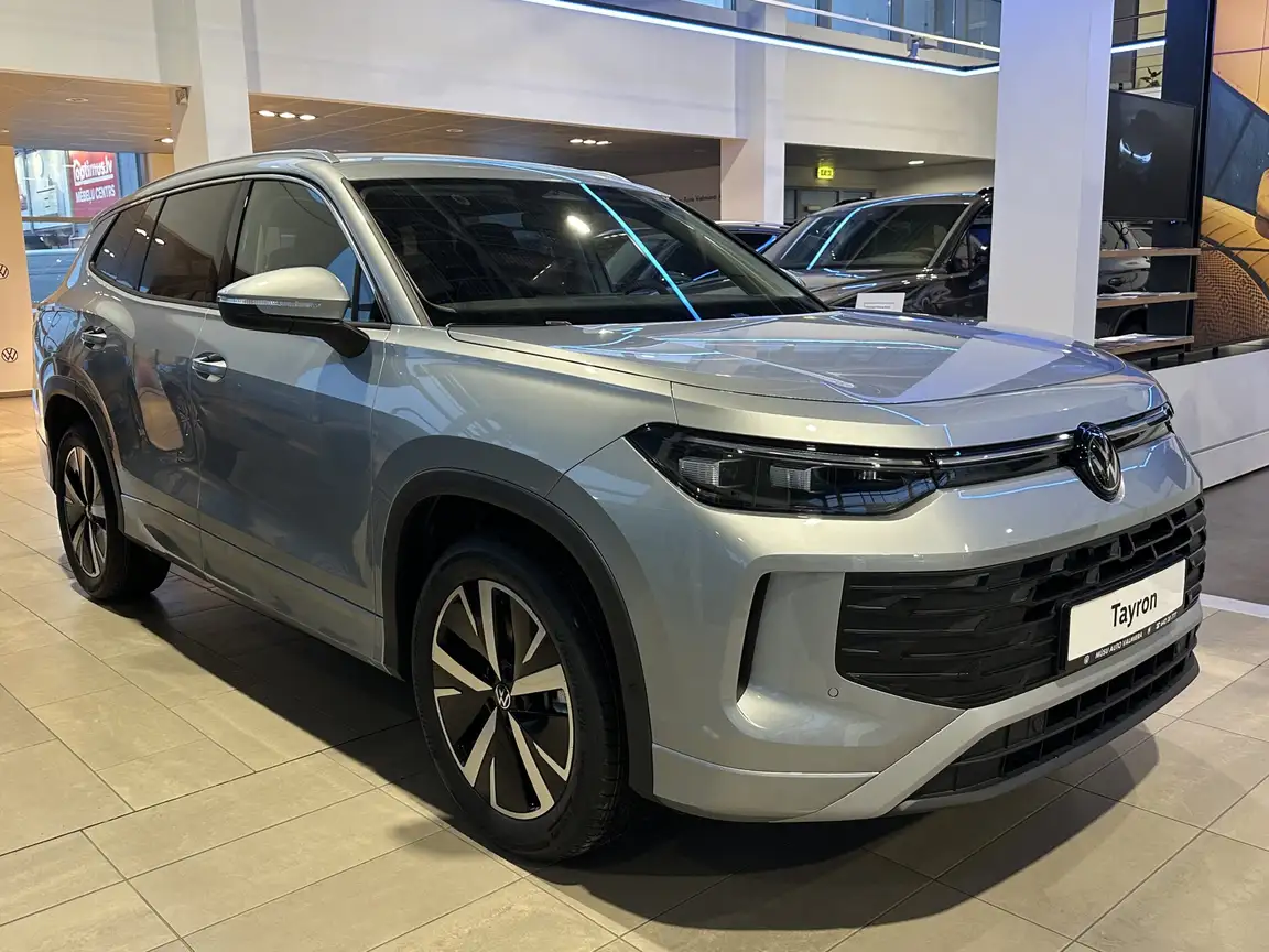 VOLKSWAGEN TAYRON