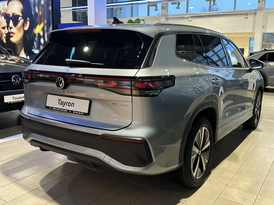 VOLKSWAGEN TAYRON