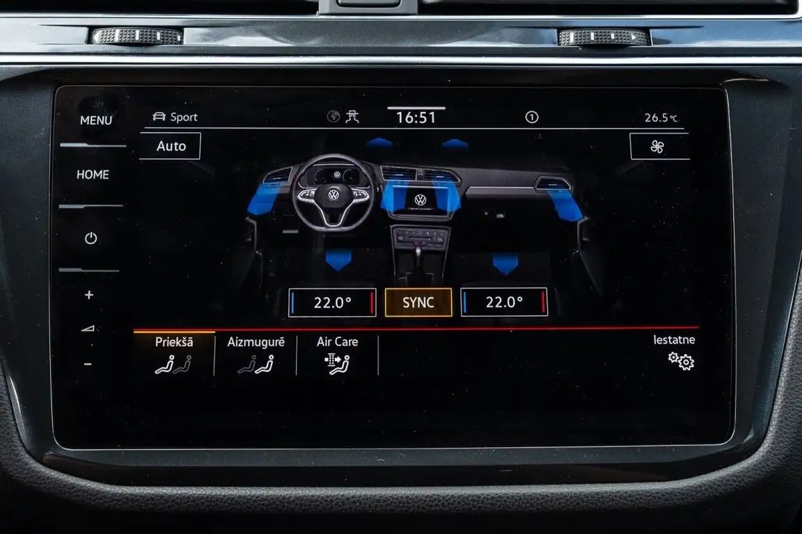 VOLKSWAGEN TIGUAN