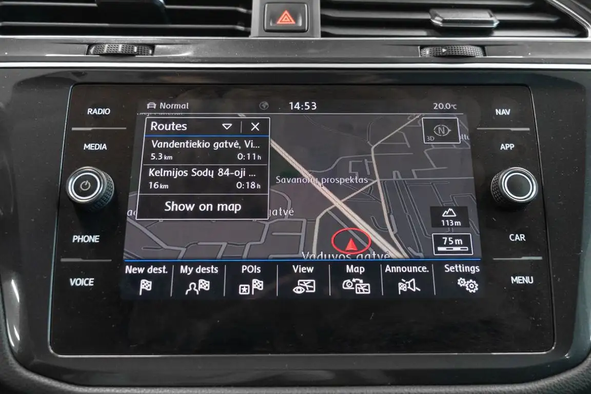 VOLKSWAGEN TIGUAN