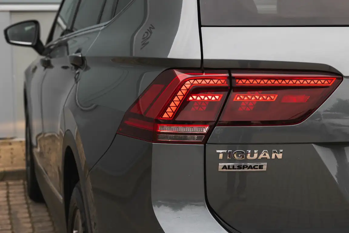 VOLKSWAGEN TIGUAN ALLSPACE