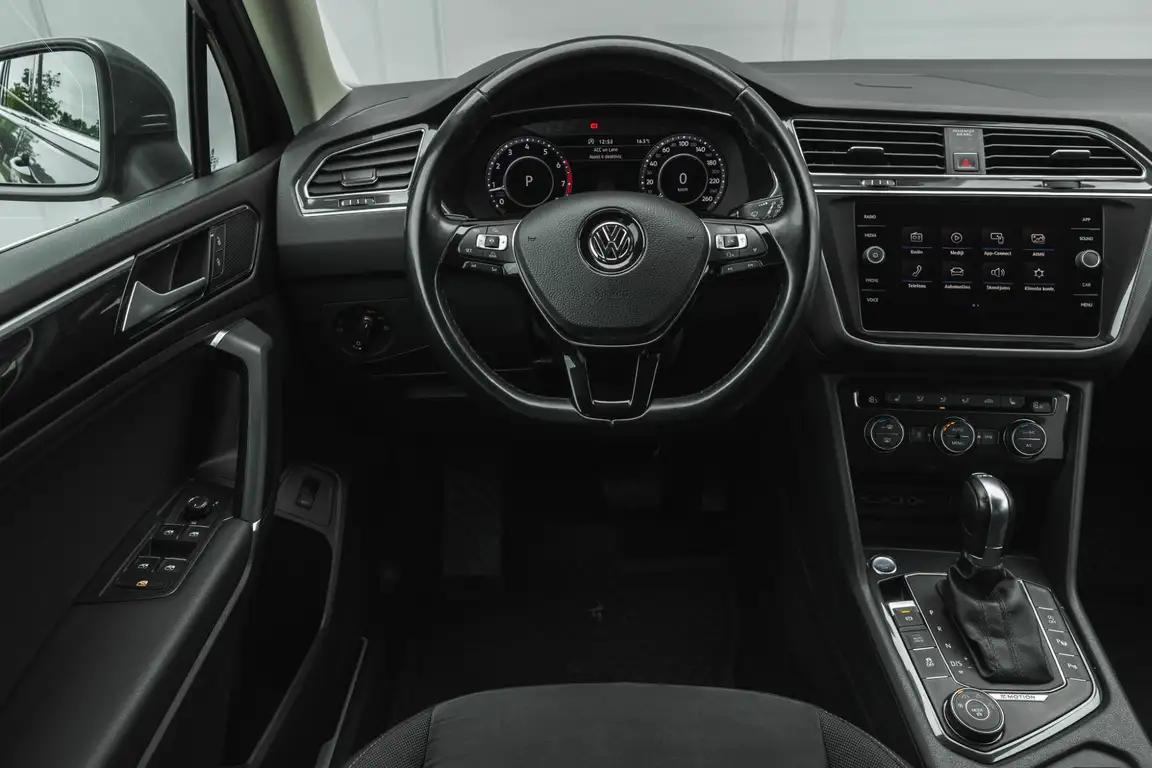 VOLKSWAGEN TIGUAN ALLSPACE