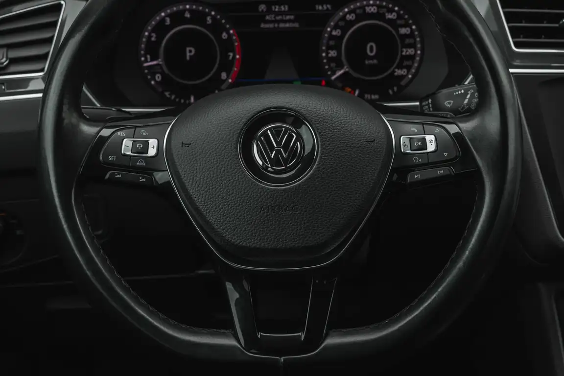 VOLKSWAGEN TIGUAN ALLSPACE